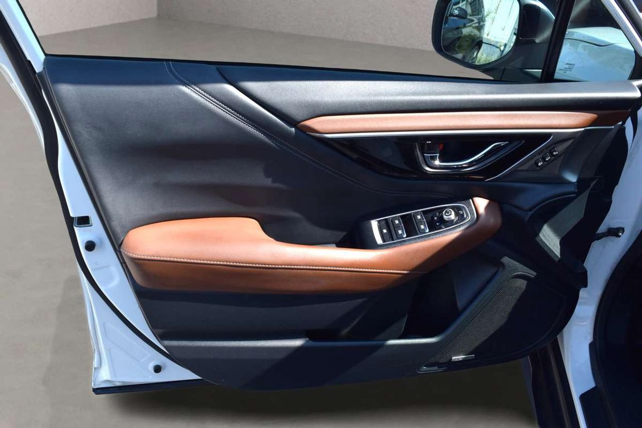 2020 Subaru Outback Premier Leather Sunroof Navi Photo