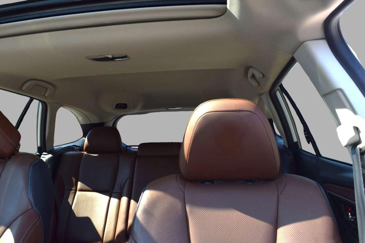 2020 Subaru Outback Premier Leather Sunroof Navi Photo