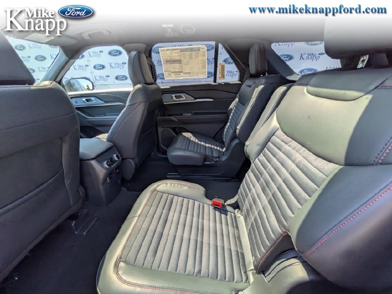 2026 Ford Explorer ST-Line Photo