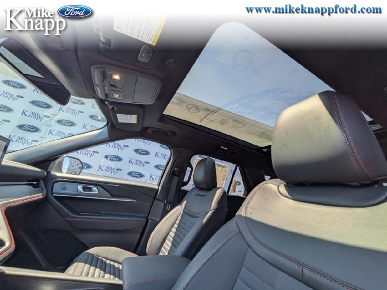 2026 Ford Explorer ST-Line Photo