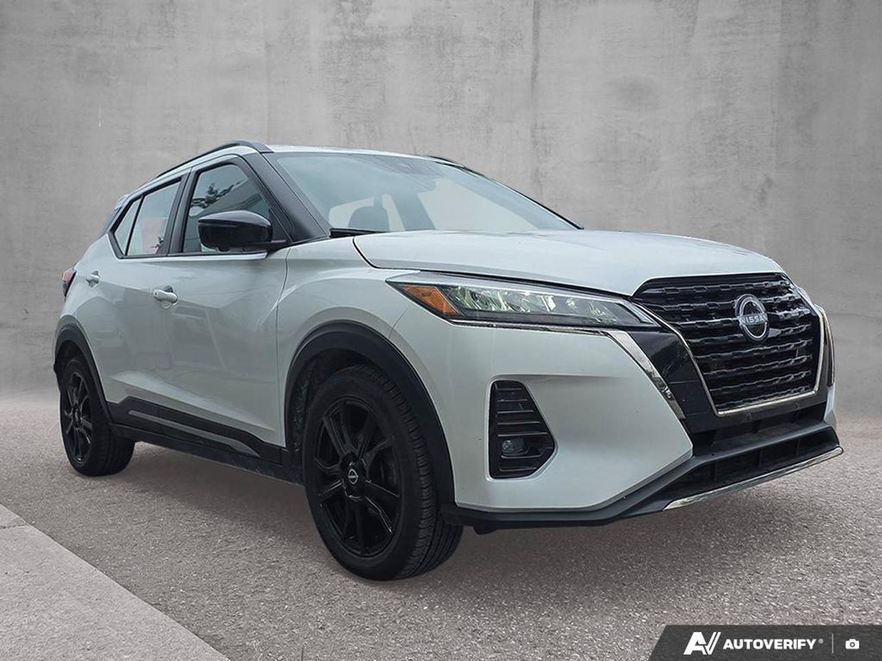 2024 Nissan Kicks SR | Apple Car Play | Android Auto | Heated Seats | Photo