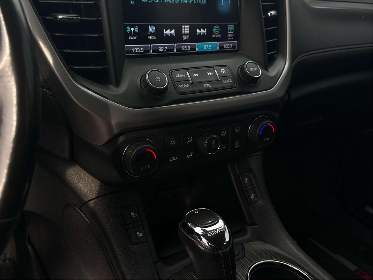 2019 GMC Acadia SLE Photo