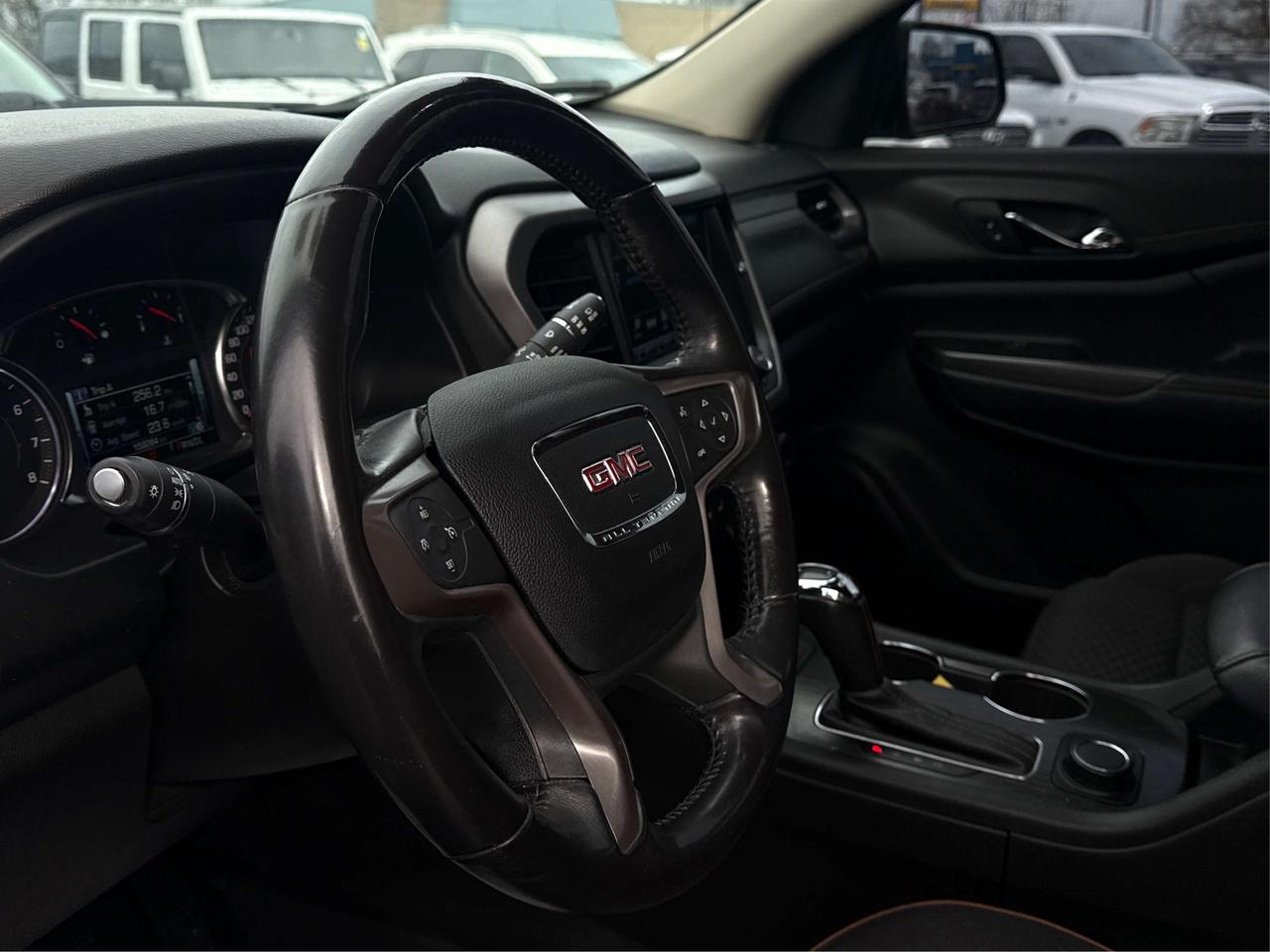 2019 GMC Acadia SLE Photo