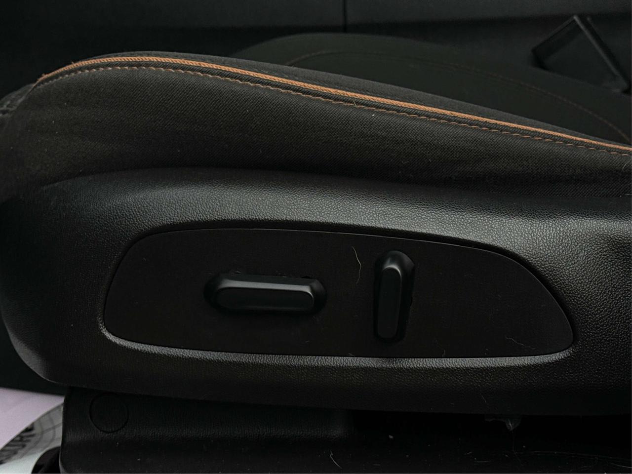 2019 GMC Acadia SLE Photo