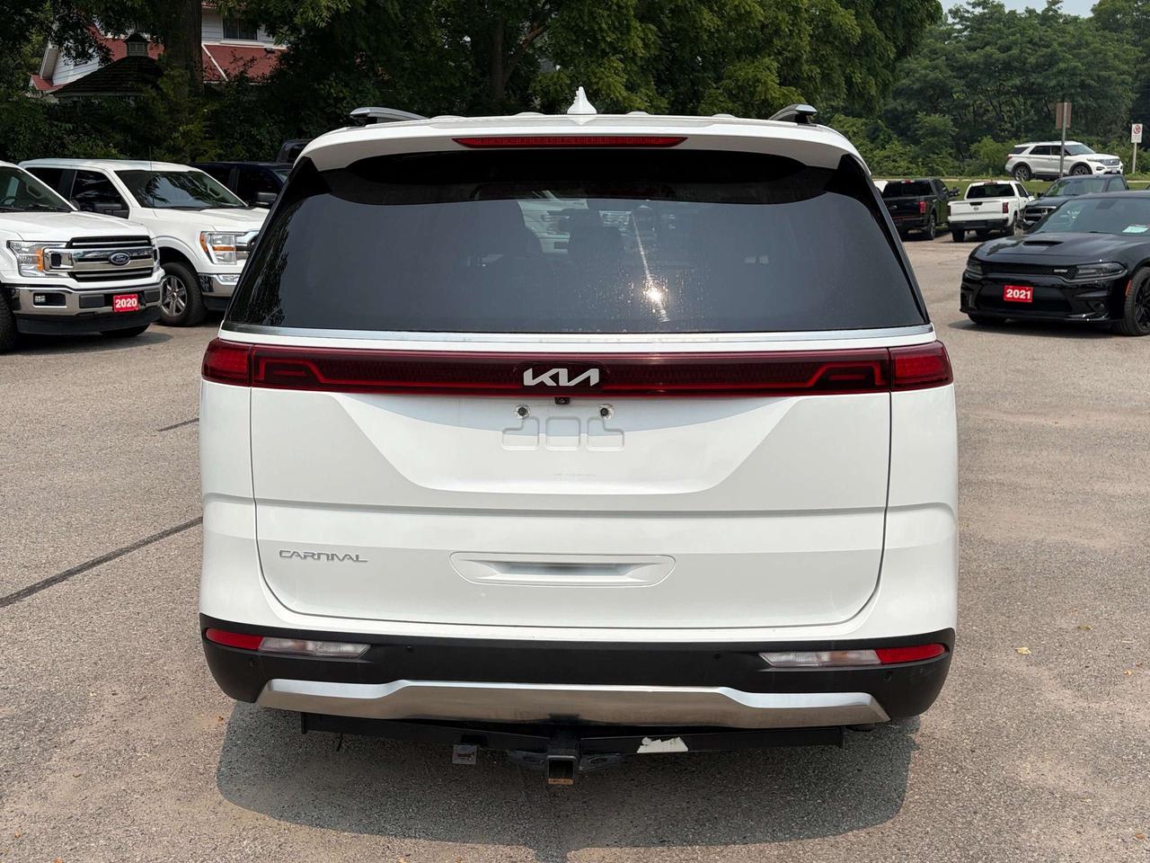 2024 Kia Carnival EX, CLEAN CARFAX, REMOTE START, LEATHER! Photo