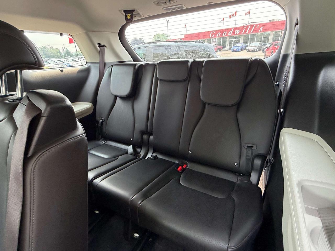 2024 Kia Carnival EX, CLEAN CARFAX, REMOTE START, LEATHER! Photo