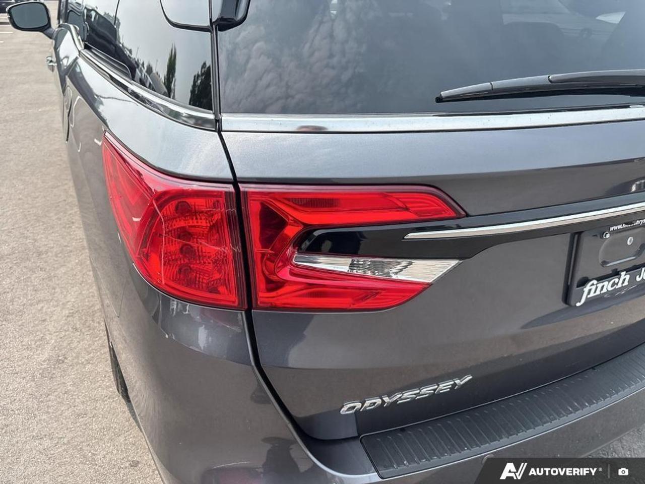 2023 Honda Odyssey Touring Passenger Van Photo