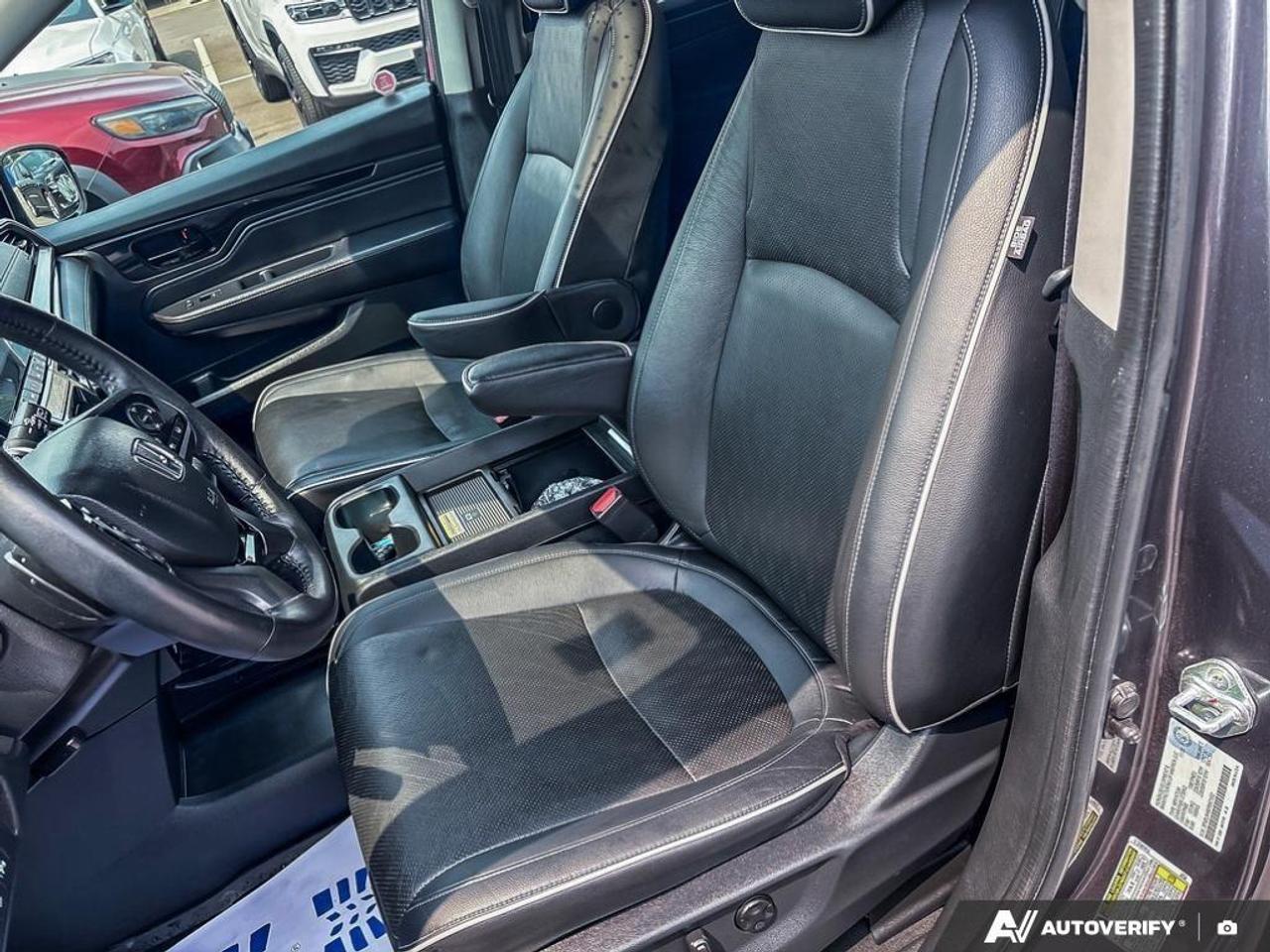 2023 Honda Odyssey Touring Passenger Van Photo