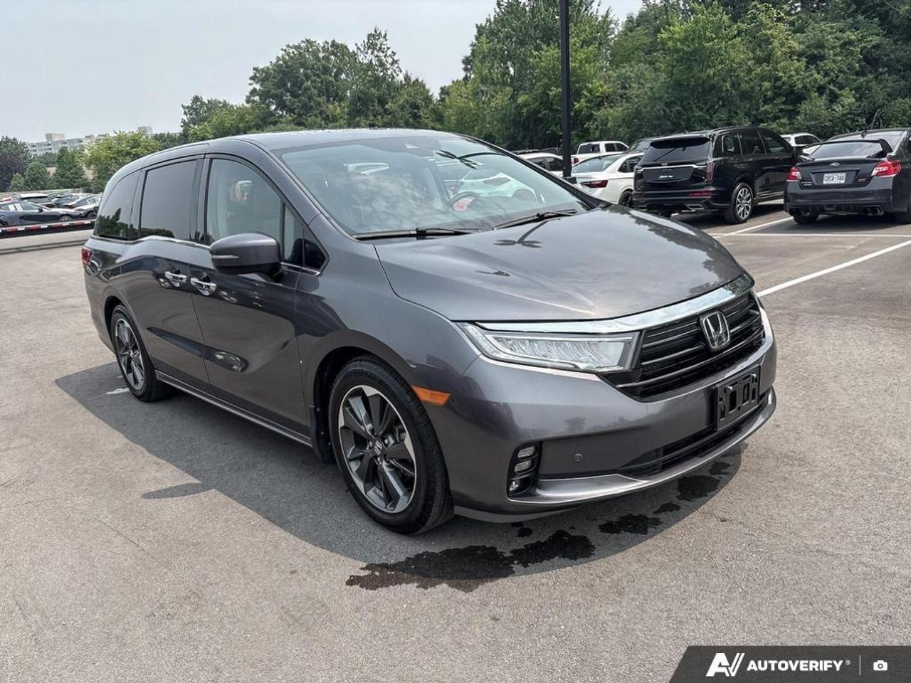 2023 Honda Odyssey Touring Passenger Van Photo