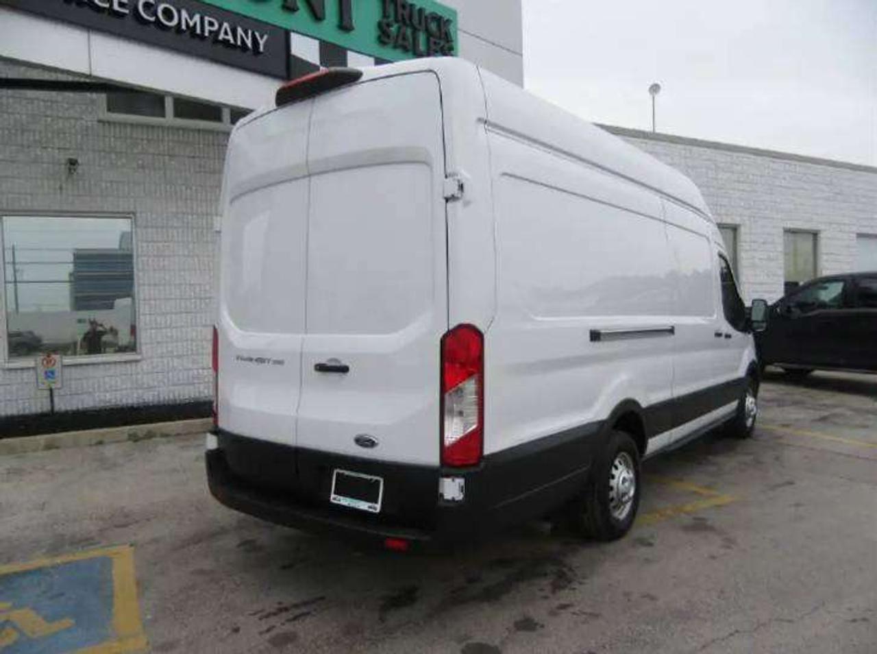 2025 Ford Transit T-250 HIGHROOF EXTRA LONG ALL WHEEL DRIVE Photo