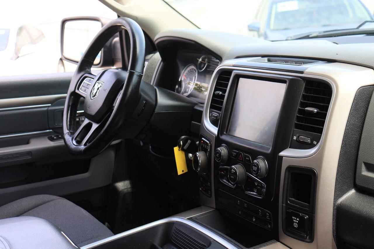 2017 RAM 1500 Big Horn | Crew | 5.7 L | Tinted | Cold Air & More Photo32