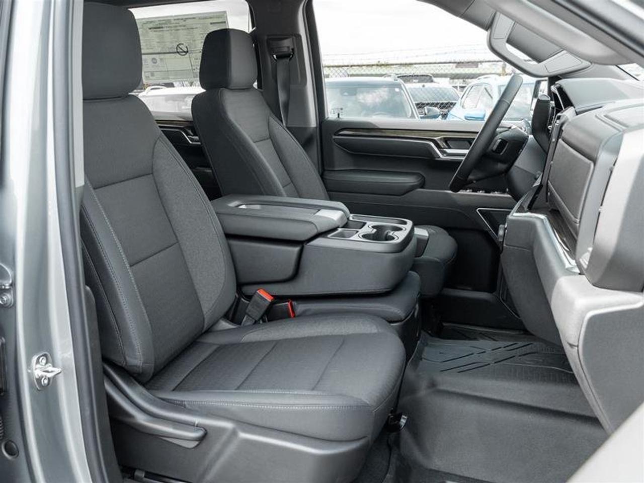 2026 Chevrolet Silverado 1500 RST Photo