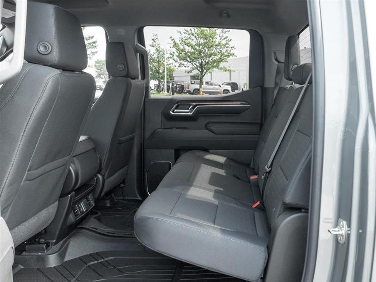 2026 Chevrolet Silverado 1500 RST Photo