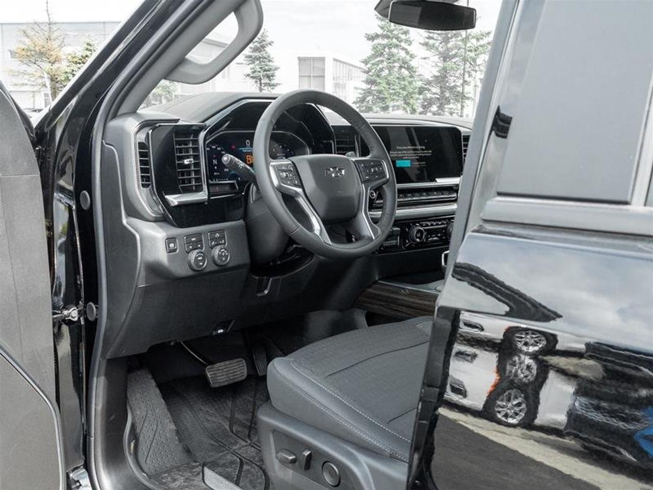 2026 Chevrolet Silverado 1500 RST Photo