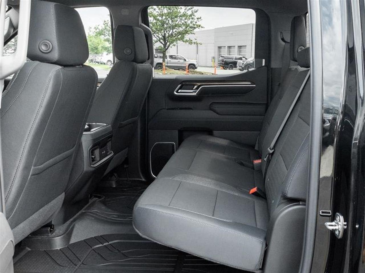 2026 Chevrolet Silverado 1500 RST Photo