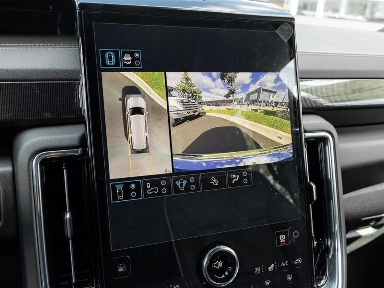 2026 GMC Yukon XL Elevation Photo