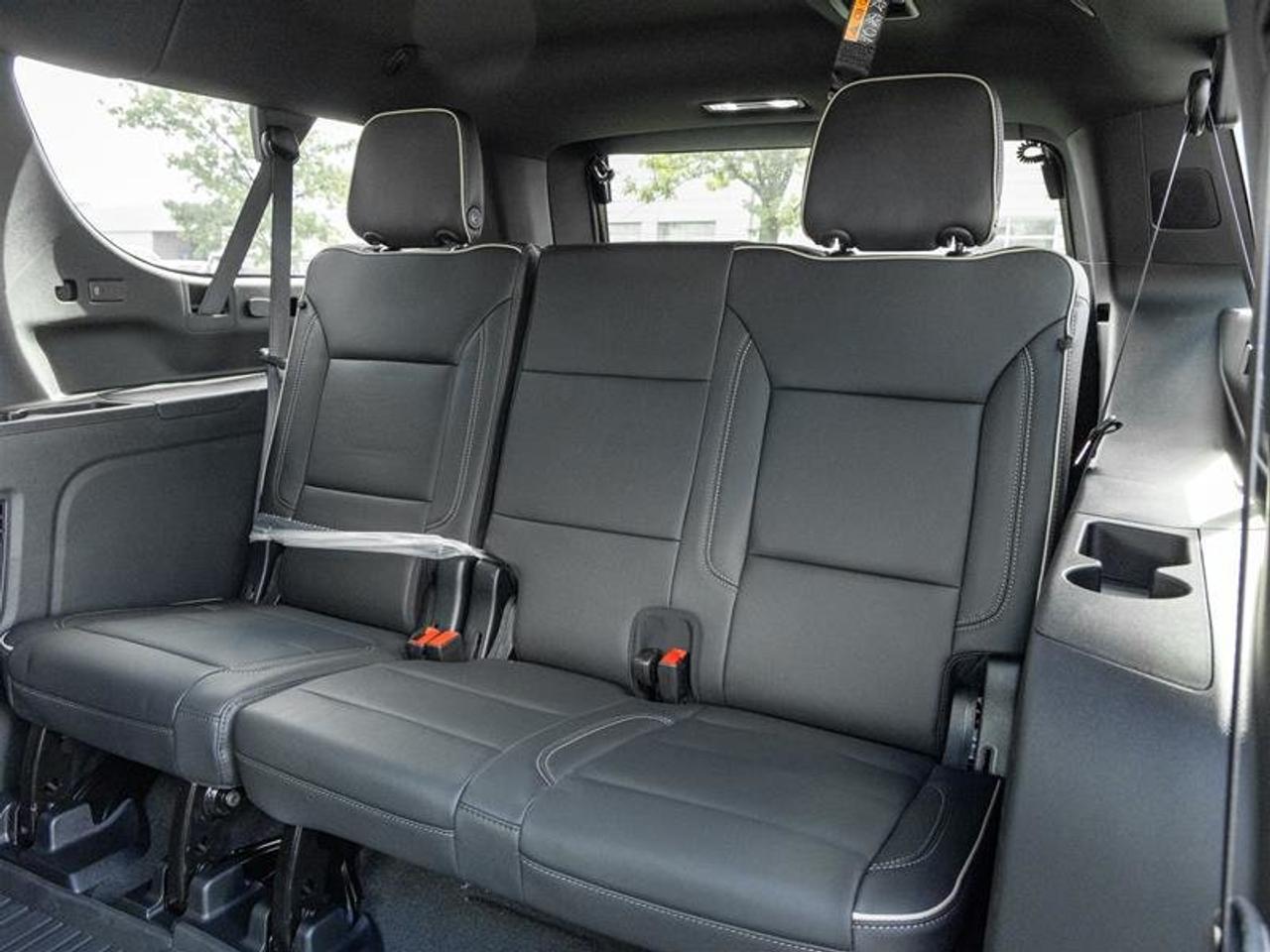 2026 GMC Yukon XL Elevation Photo