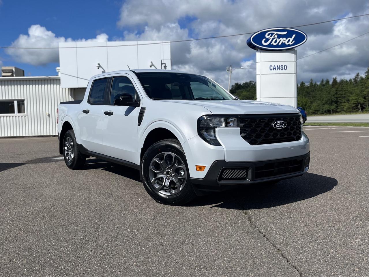 2026 Ford Maverick XLT AWD SuperCrew Photo0