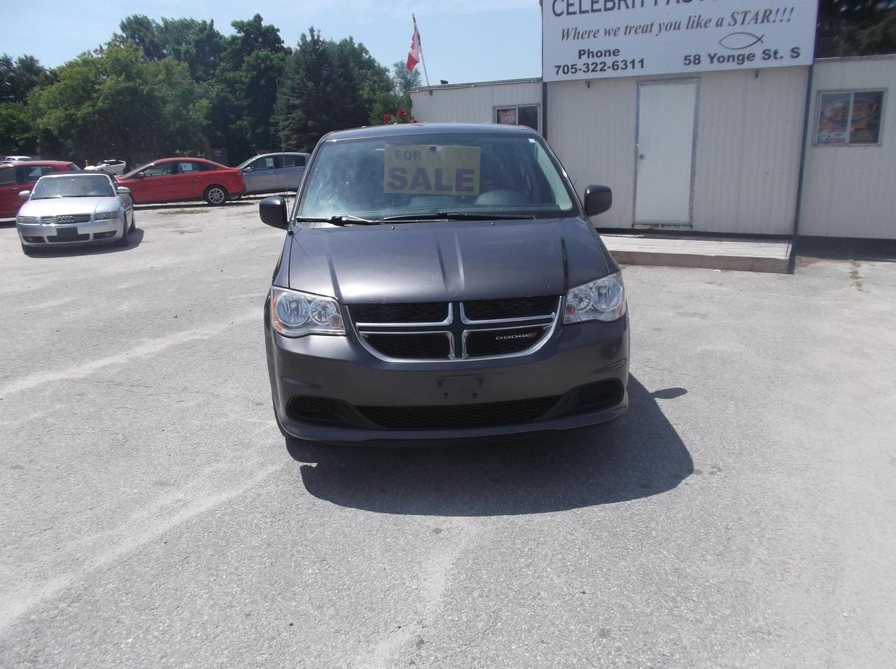 2017 Dodge Grand Caravan SE Photo