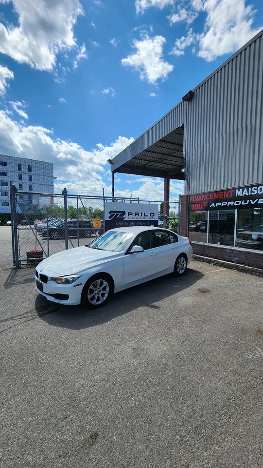 2013 BMW 3 Series 4dr Sdn 320i xDrive AWD - Photo #1