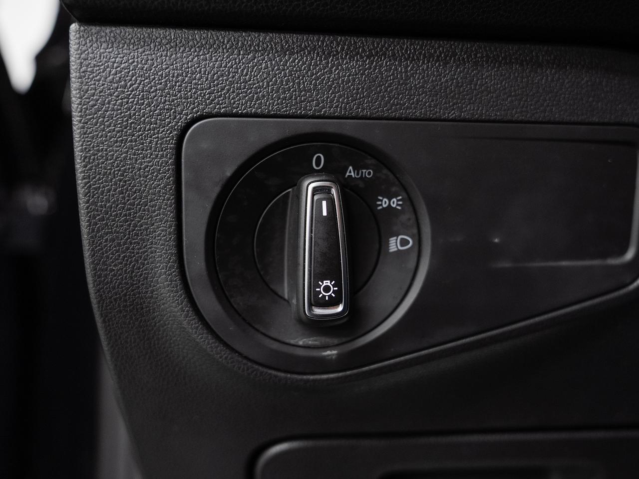 2023 Volkswagen Tiguan COMFORTLINE R-LINE AWD | BLK Edition | Pano roof