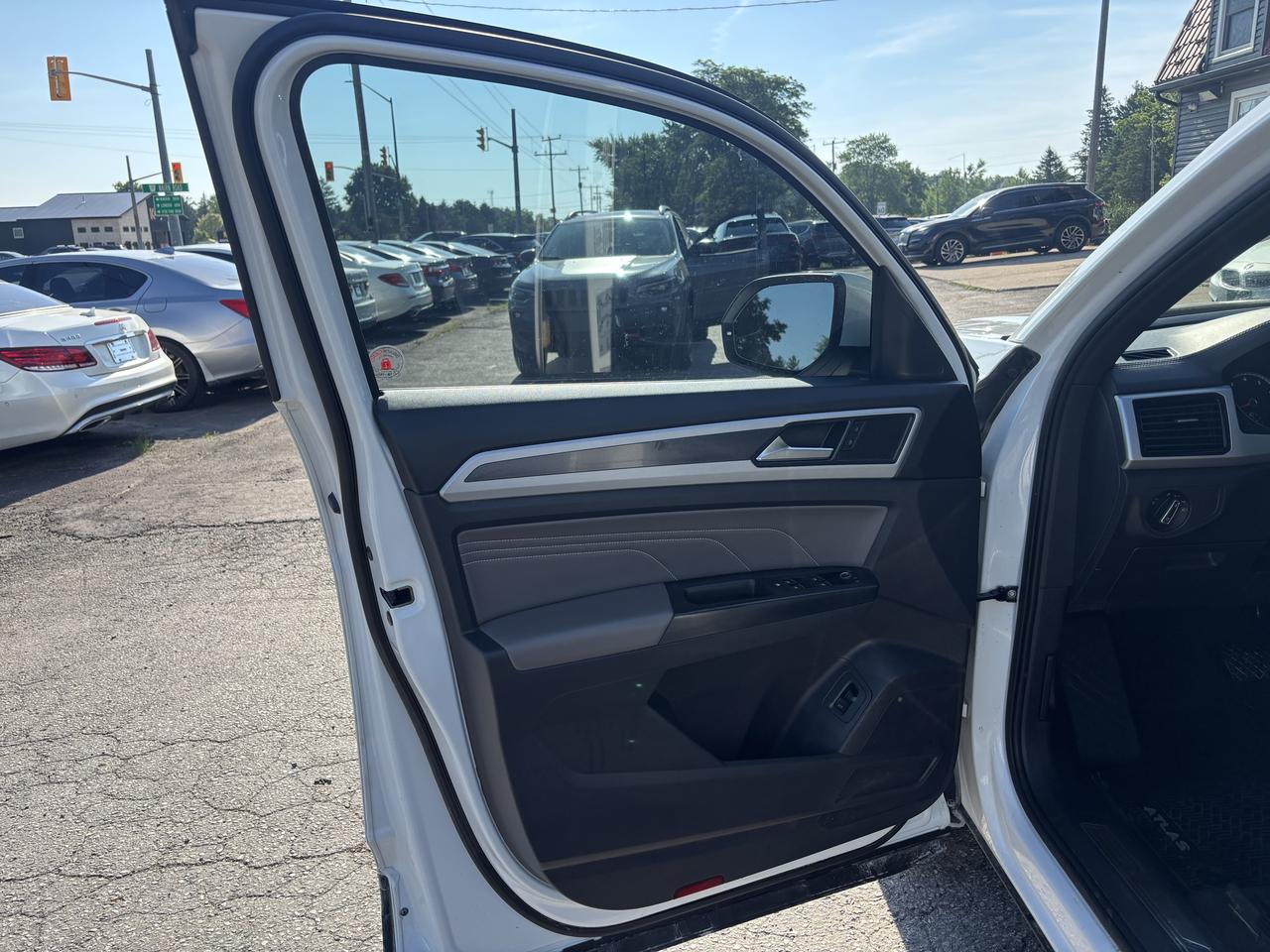 2021 Volkswagen Atlas Highline 3.6 FSI 4MOTION Photo