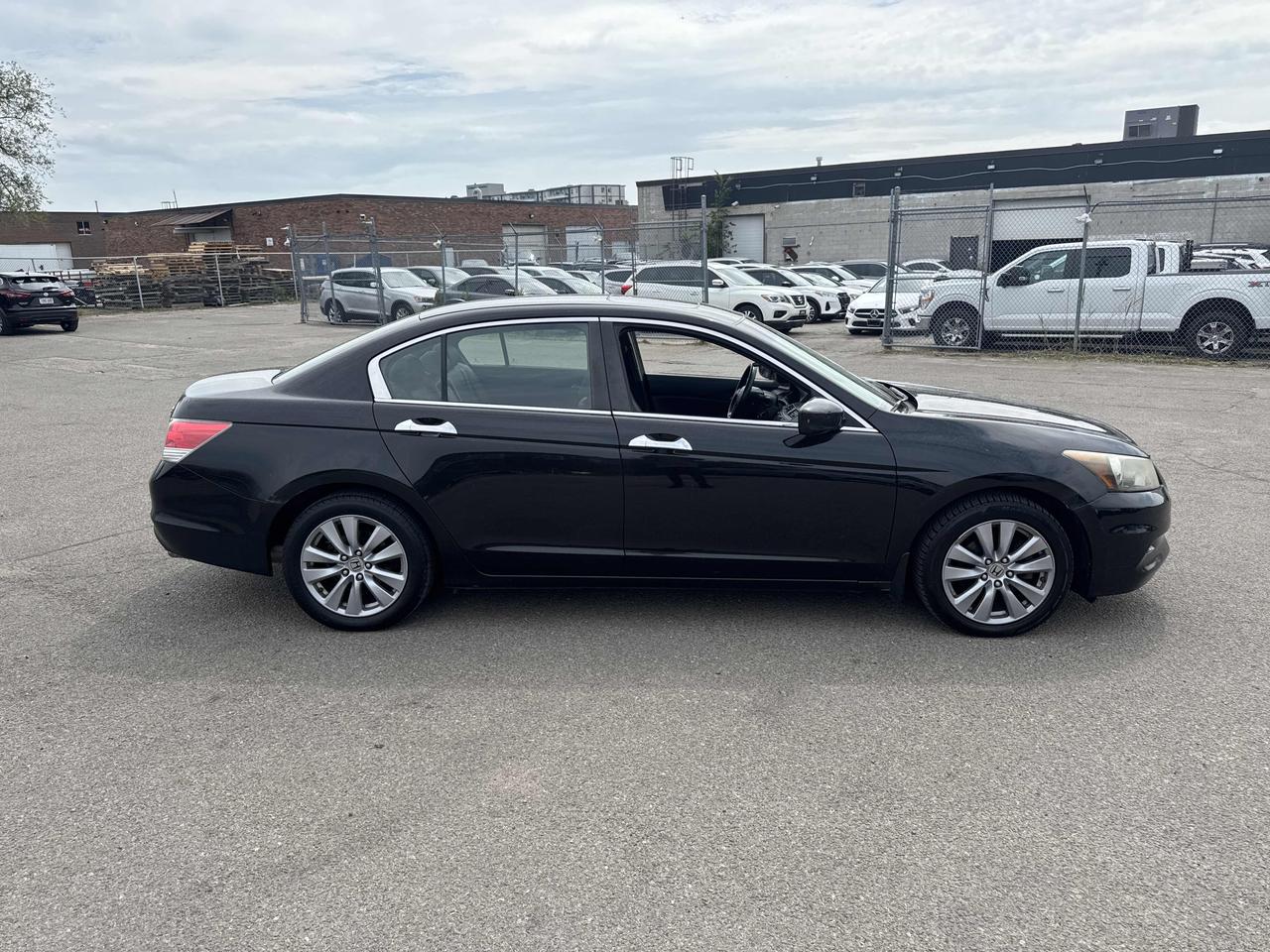 2011 Honda Accord AS IS Photo13