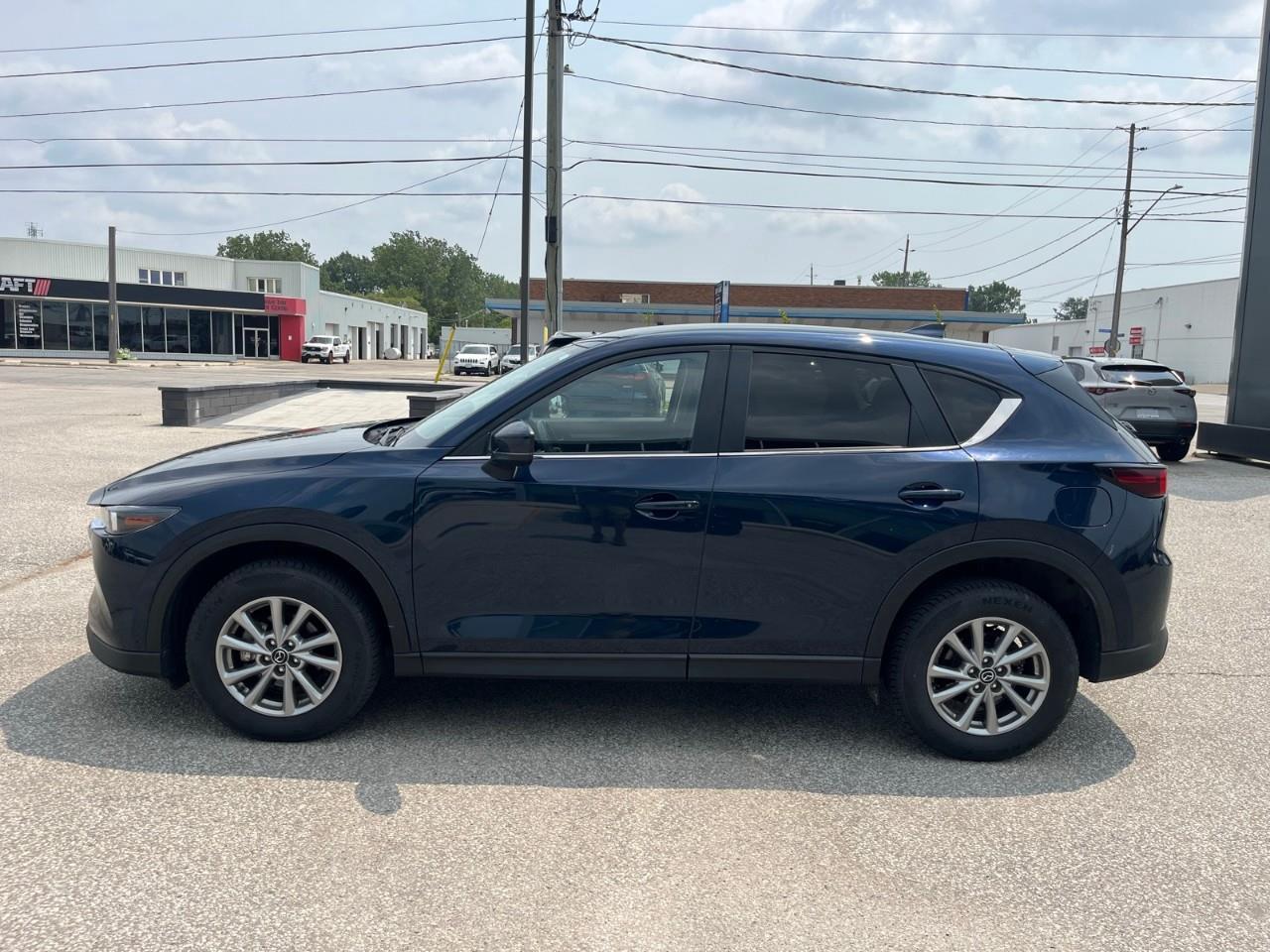 2025 Mazda CX-5 GS Apple CarPlay | Blind Spot Monitoring | Heated Steering Wheel Photo