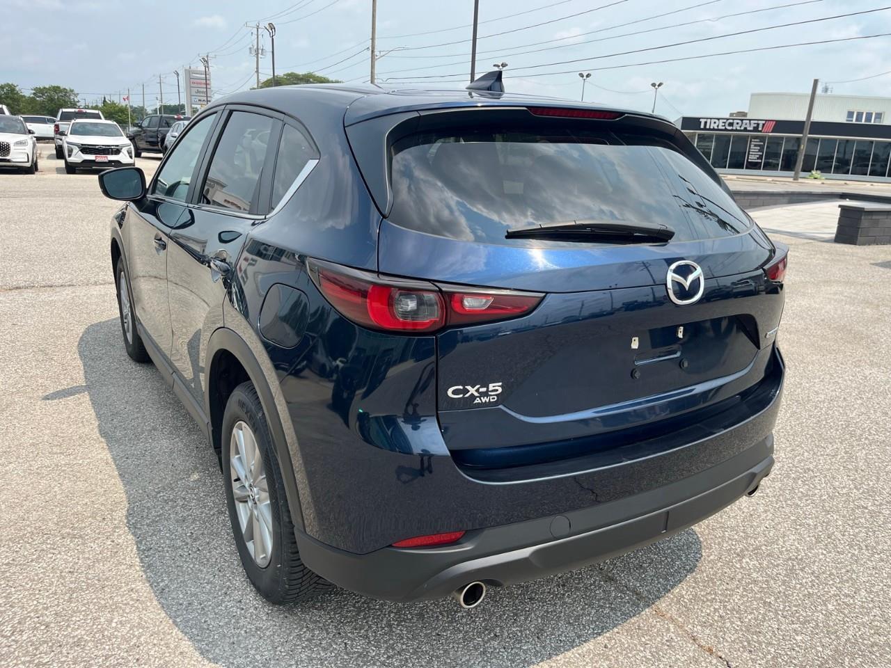 2025 Mazda CX-5 GS Apple CarPlay | Blind Spot Monitoring | Heated Steering Wheel Photo