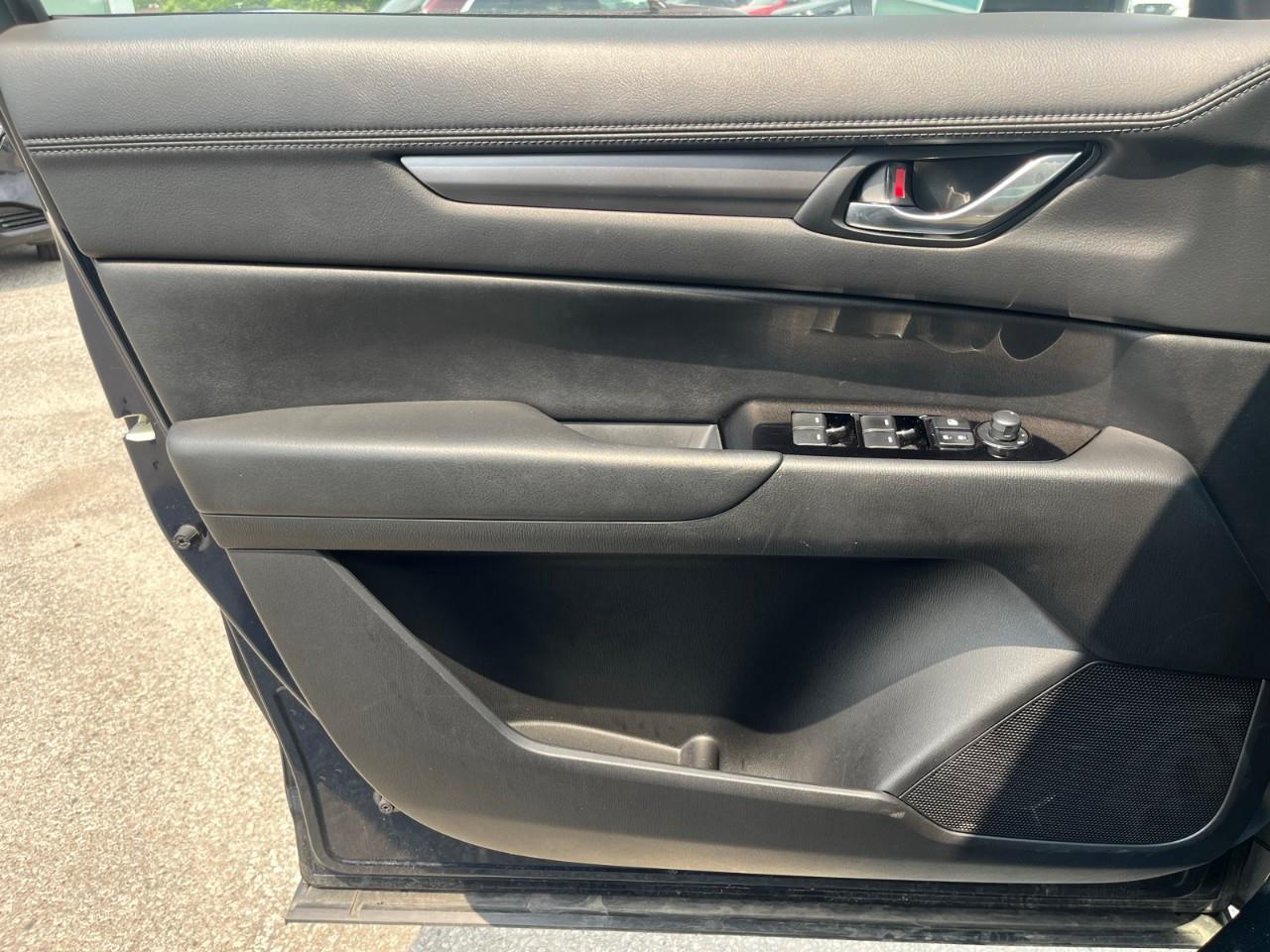 2025 Mazda CX-5 GS Apple CarPlay | Blind Spot Monitoring | Heated Steering Wheel Photo