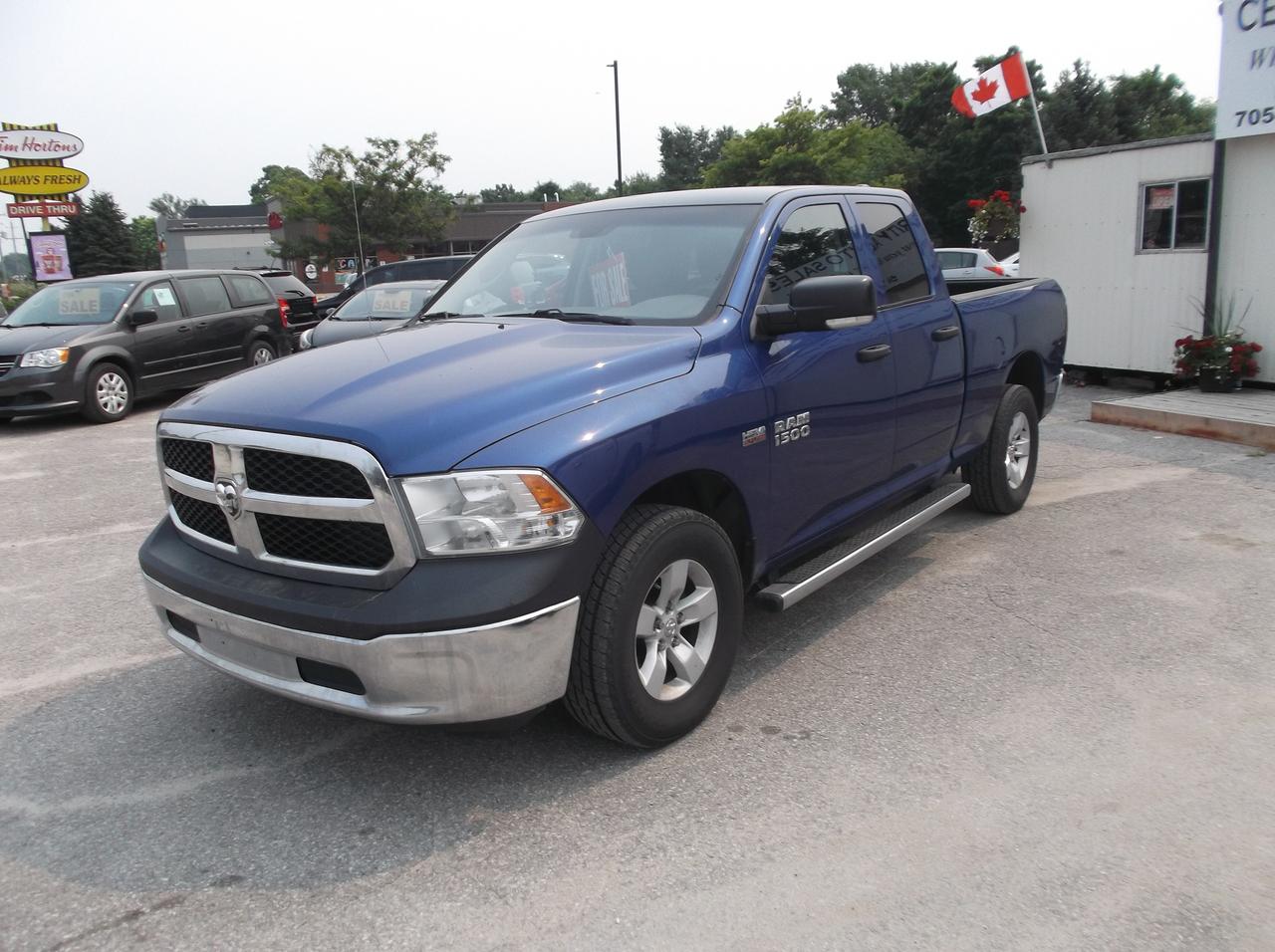 2017 RAM 1500 4X4 4DOOR ST Photo2