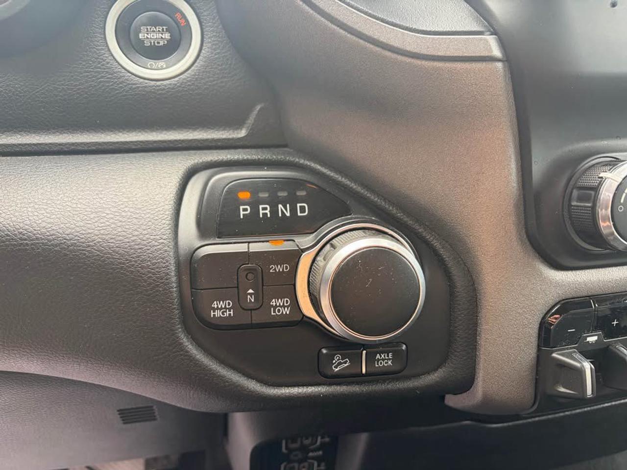 2019 RAM 1500 Tradesman Crew Cab SB 4WD - Photo #11
