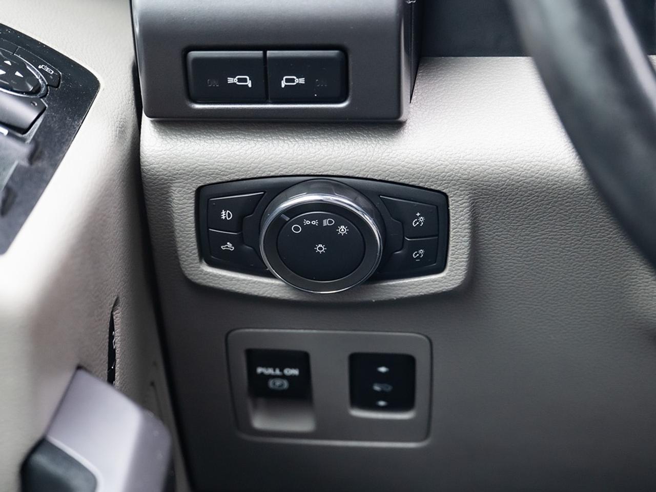2020 Ford F-150 XLT Photo11