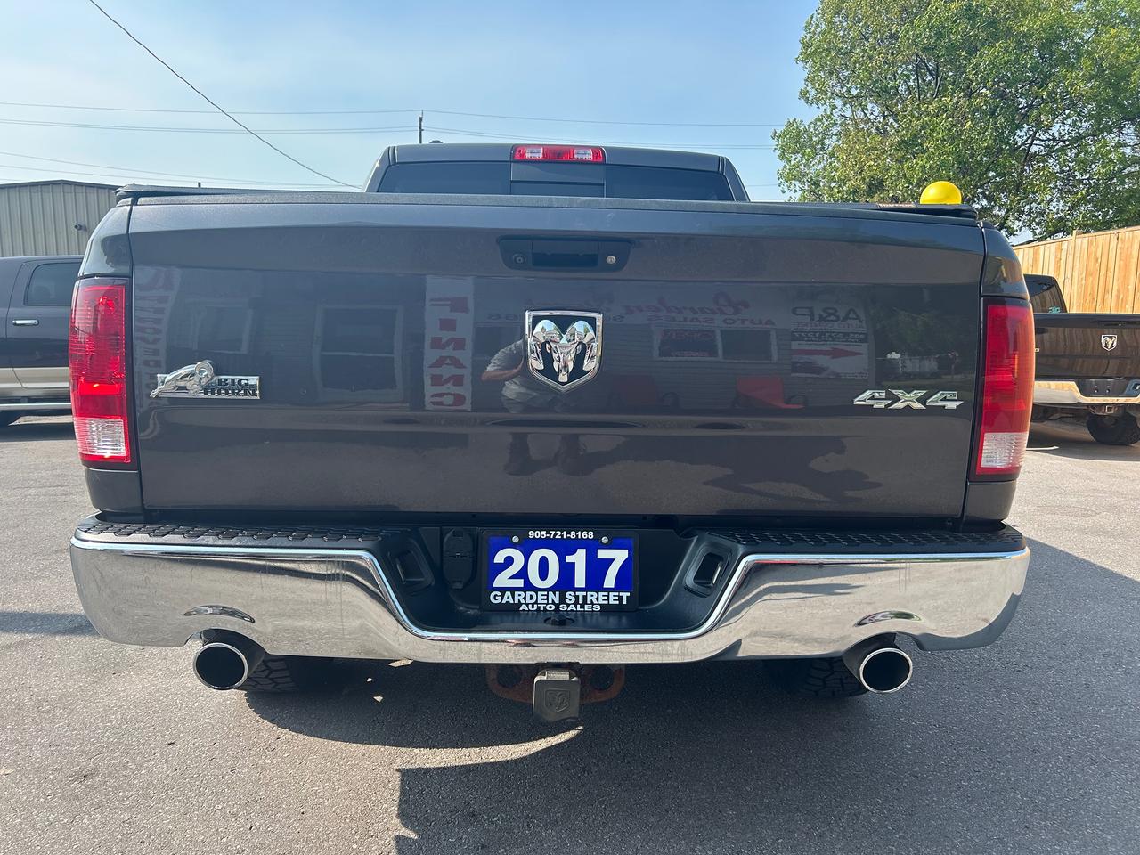 2017 RAM 1500 Big Horn Photo3