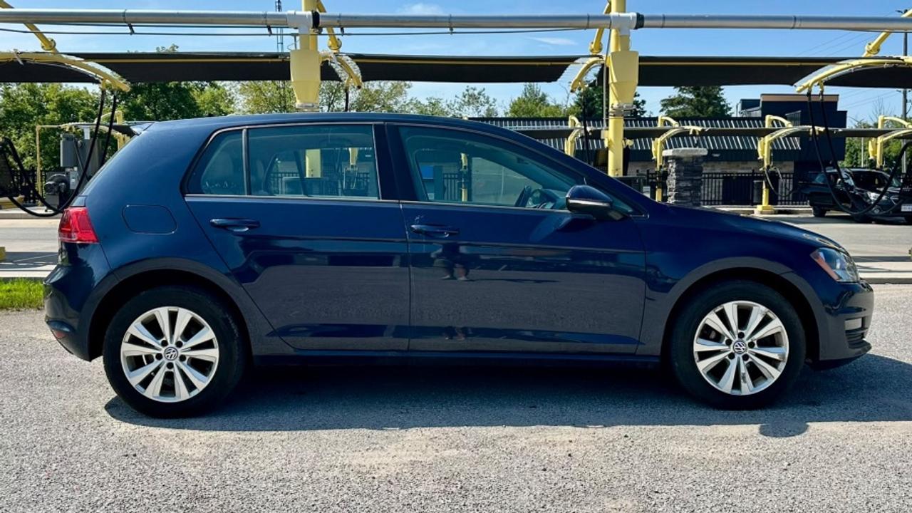2017 Volkswagen Golf * S * MANUAL * MUST SEE * S Photo