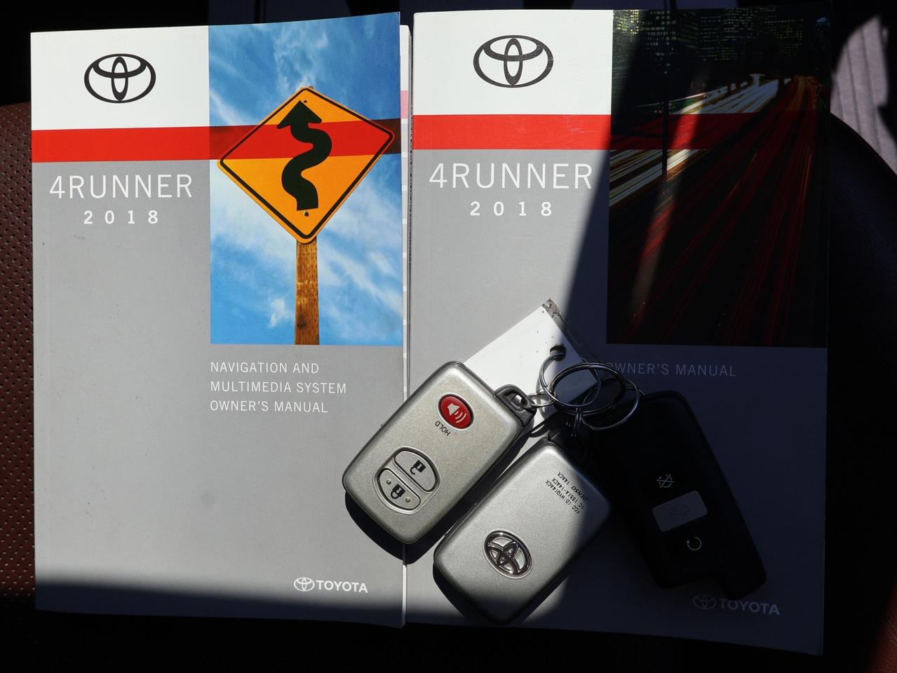 2018 Toyota 4Runner LIMITED 4WD CERTIFIED *ACCIDENT FREE*7 SEATS* CAMERA NAV BLUETOOTH LEATHER HEATED SEATS SUNROOF CRUISE ALLOYS Photo