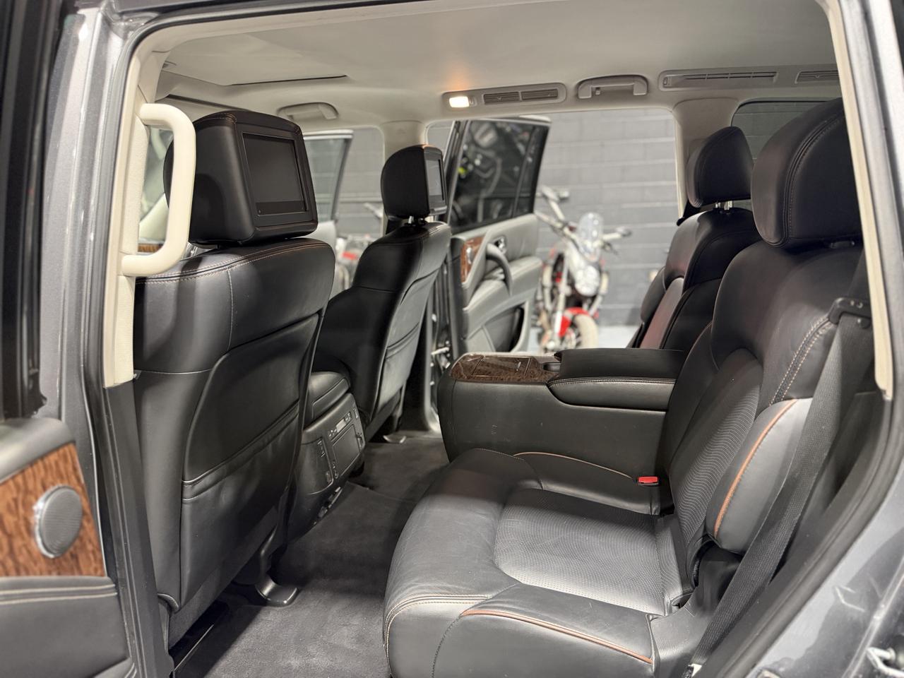 2020 Nissan Armada Platinum 4x4 Photo