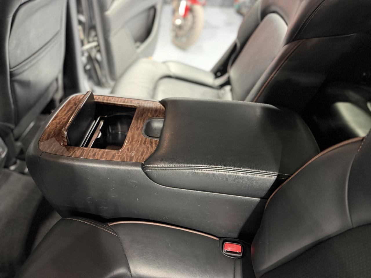 2020 Nissan Armada Platinum 4x4 Photo