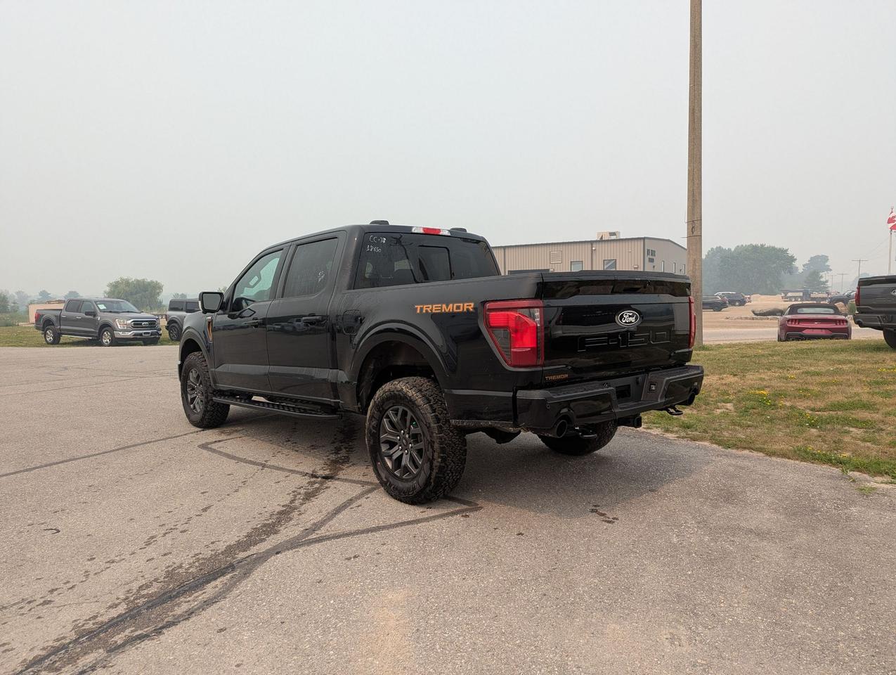 2026 Ford F-150 Tremor SuperCrew 401A 4x4 Photo3
