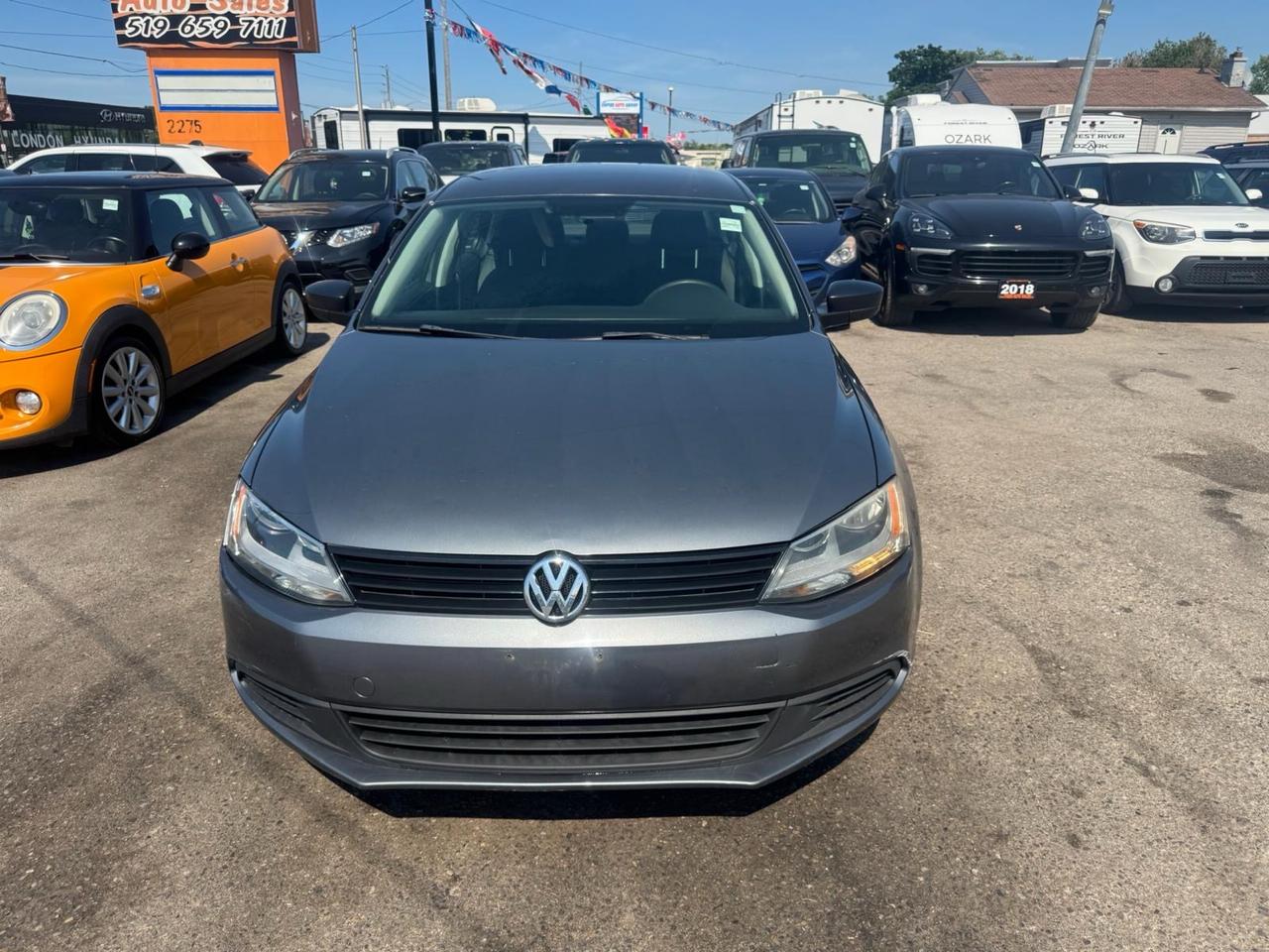 2011 Volkswagen Jetta AS IS SPECIAL, TRENDLINE, AUTO, ONLY 114KMS Photo