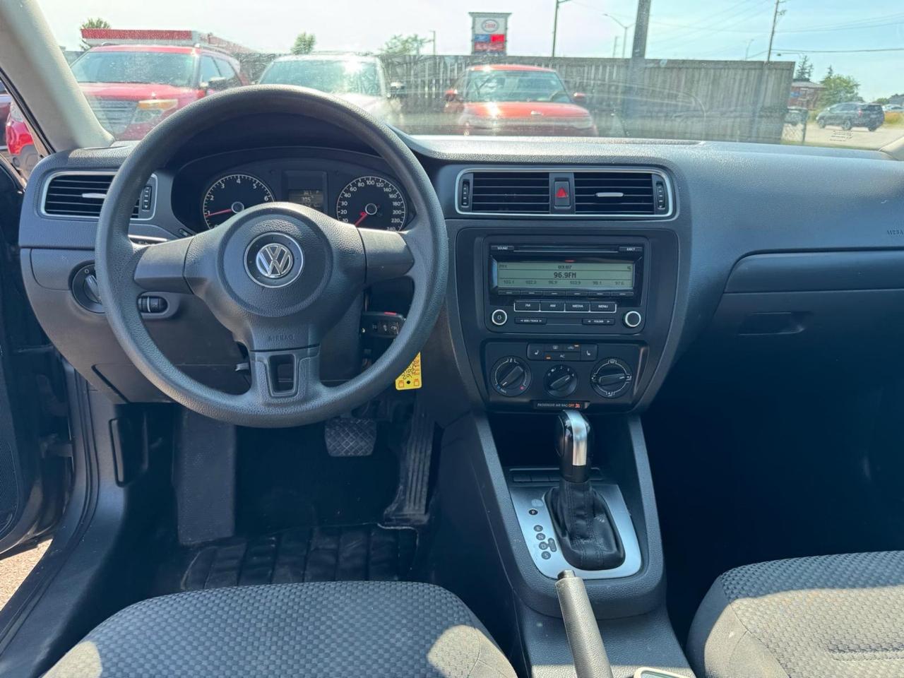 2011 Volkswagen Jetta AS IS SPECIAL, TRENDLINE, AUTO, ONLY 114KMS Photo