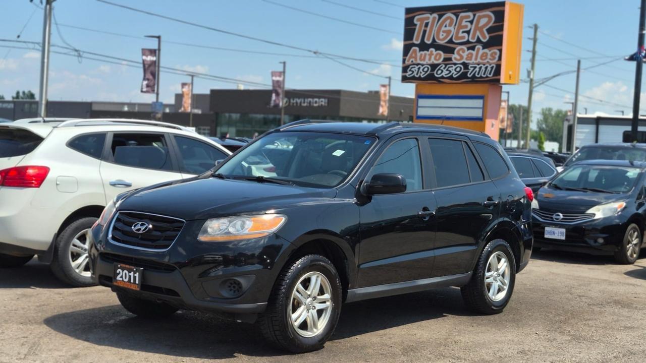 2011 Hyundai Santa Fe GL - Photo #1