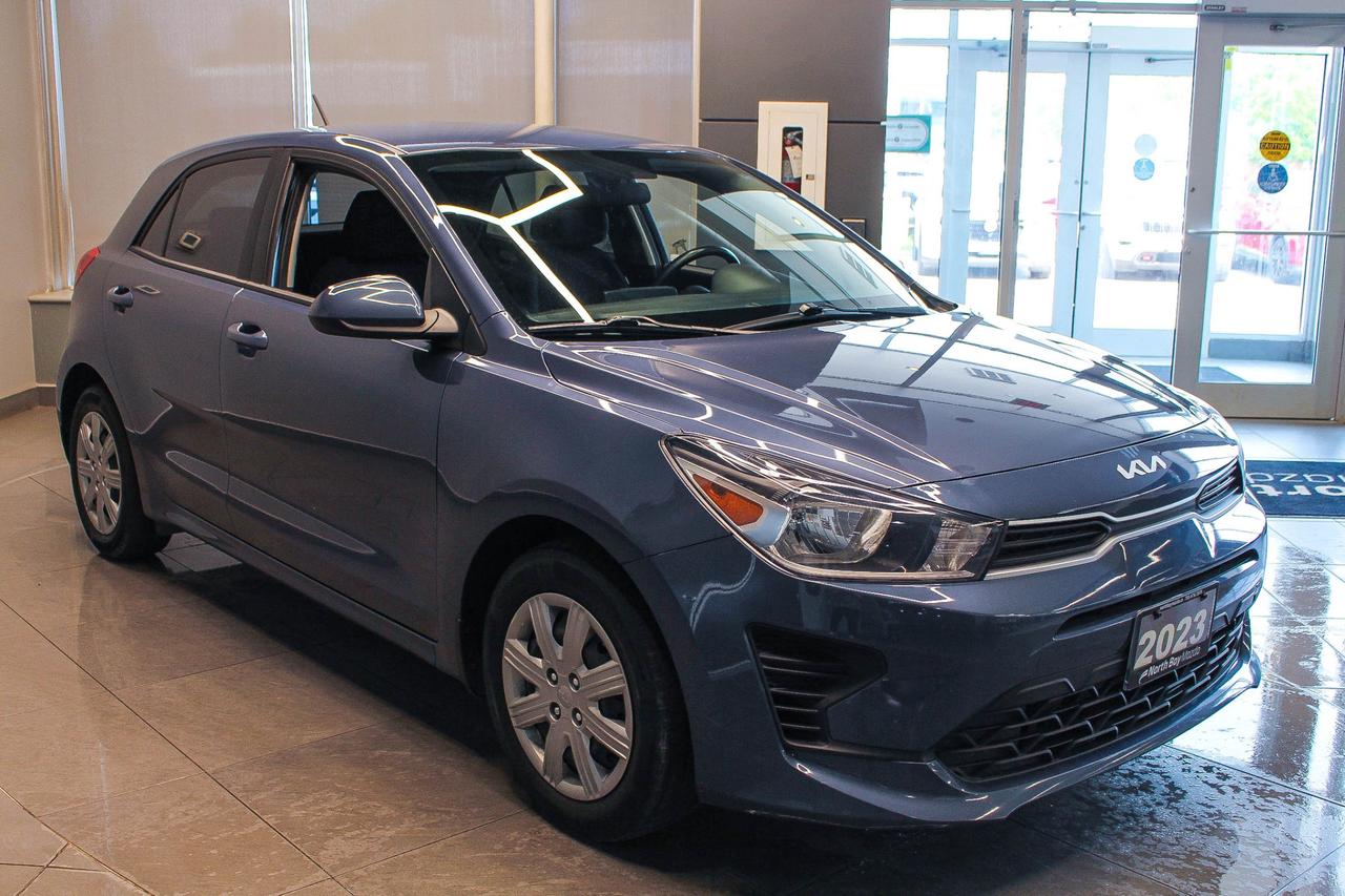 2023 Kia Rio LX+ CLOTH UPHOLSTERY - REARVIEW CAMERA - CLEAN CARFAX! Photo3