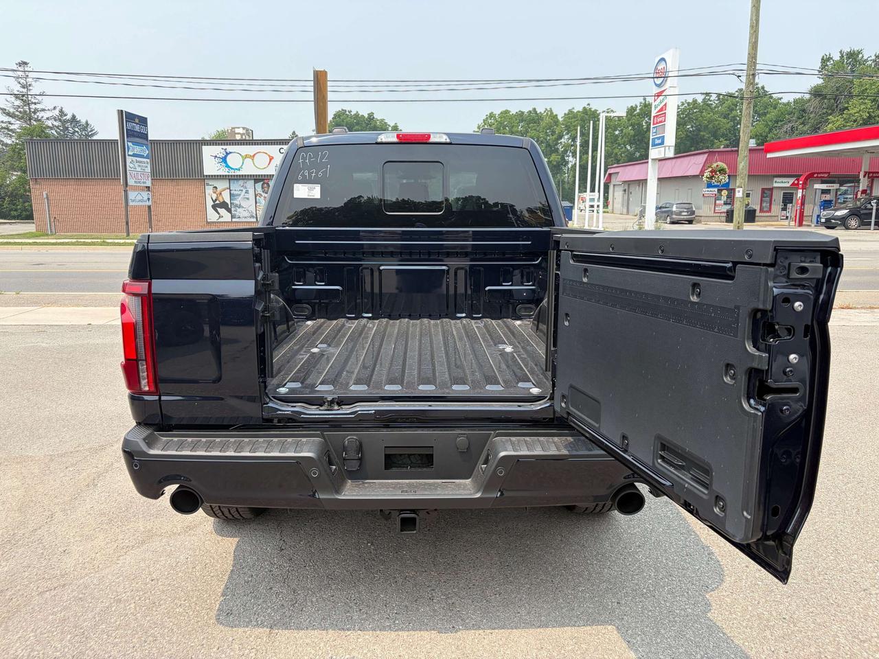 2026 Ford F-150 LARIAT 4WD SUPERCREW 5.5' BOX 502A Photo3