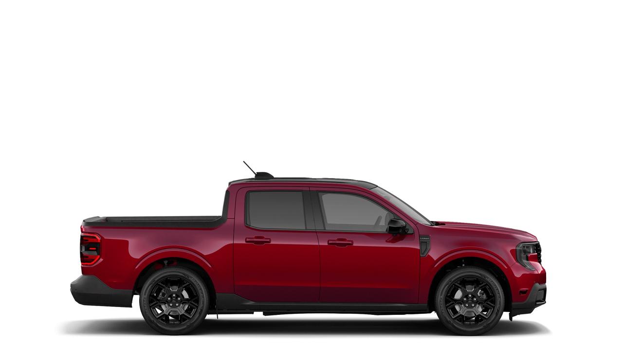 2026 Ford Maverick Lariat AWD SuperCrew Photo4