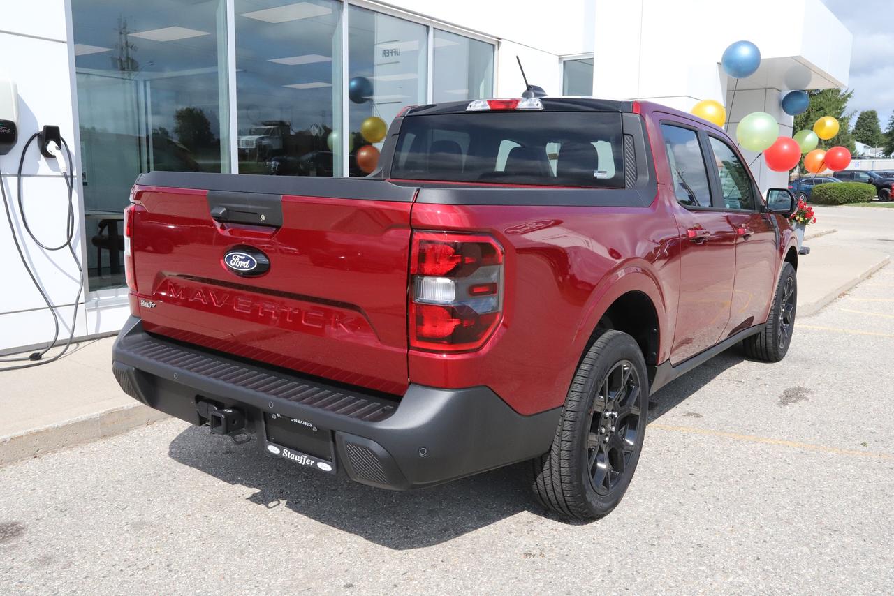 2026 Ford Maverick Lariat AWD SuperCrew Photo3