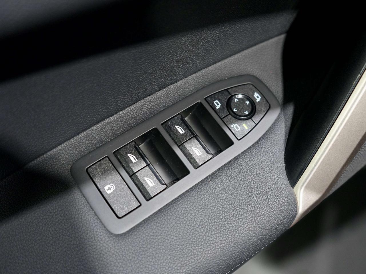 2023 BMW iX NO ACCIDENT|xDrive50|MASSAGE |DRIVER ASSIST Photo