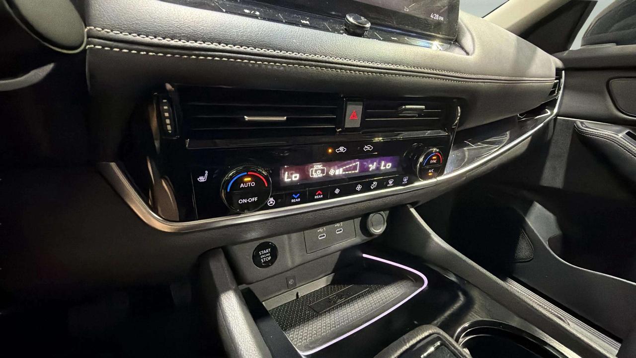 2024 Nissan Rogue SL | CLEAN CARFAX | GOOGLE MAPS | PRO PILOT ASSIST Photo