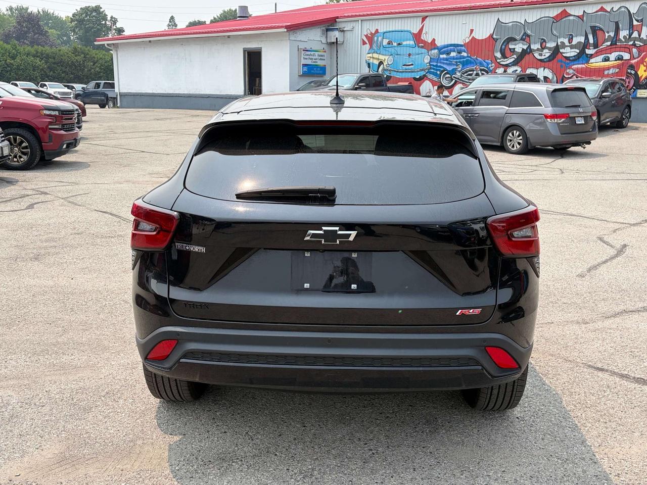 2025 Chevrolet Trax RS, REMOTE START, HEATED SEATS, BACK UP CAMERA! - Photo #7