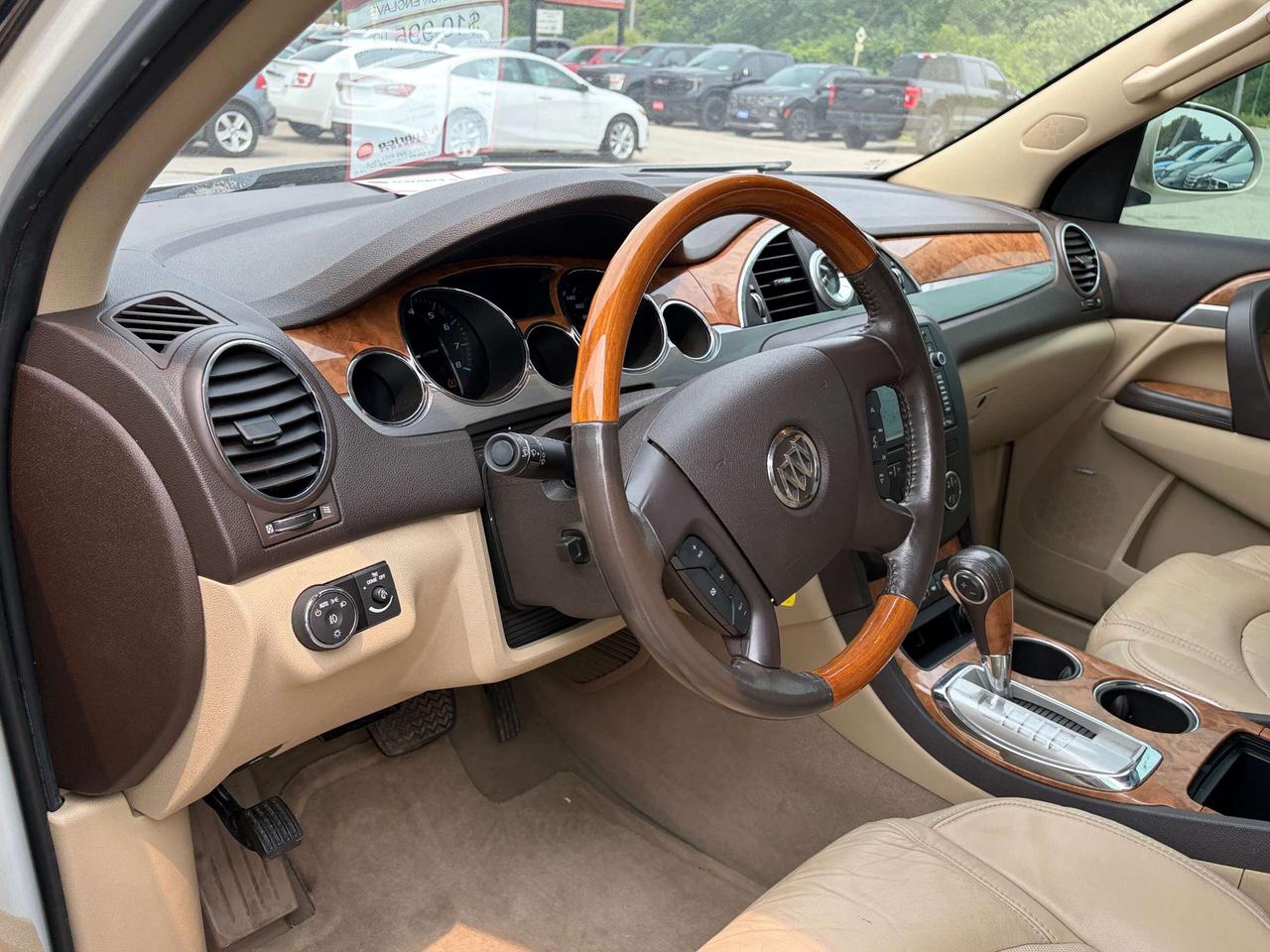 2012 Buick Enclave CX-L, 7 PASS, REMOTE START, LEATHER, SUNROOF! Photo